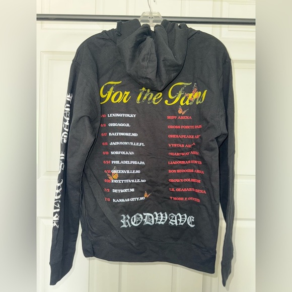 Rod Wave “For The Fans Love is War” tour hoodie black - Picture 2 of 3